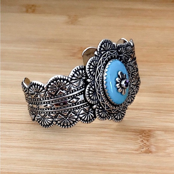 $328  Native American Estate Cuff By Carolyn Pollack  Sterling 925  76.9 Grams - Picture 5 of 6